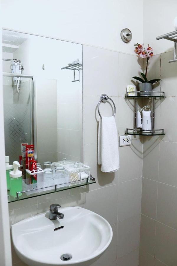 Appartement Sky Breeze Haven à Tagaytay City Extérieur photo